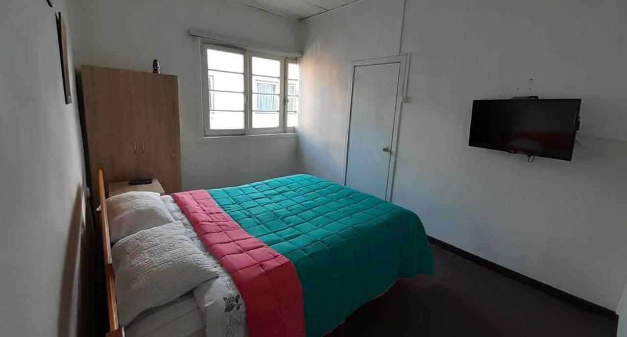 Hospedaje Central Τεμούκο Εξωτερικό φωτογραφία